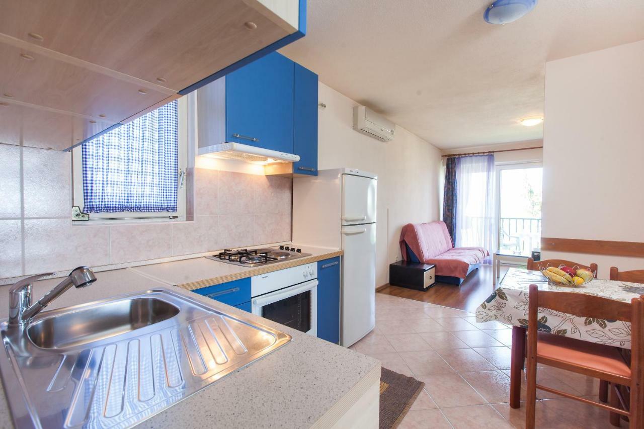 Apartmani Ivica Krzanic Подгора Экстерьер фото